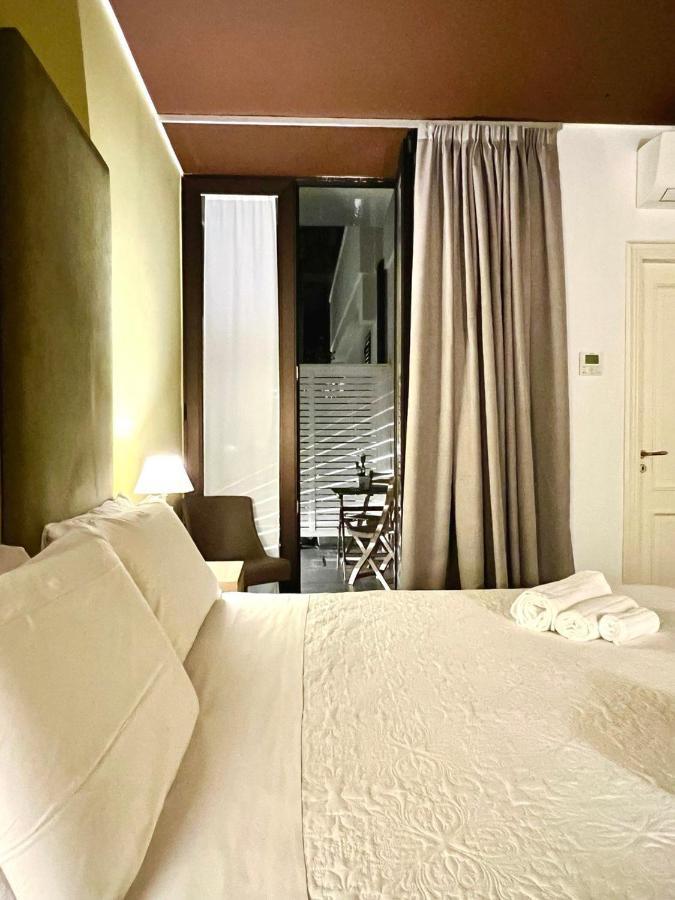 Dimora Dei Salentini Bed & Breakfast Lecce Bagian luar foto